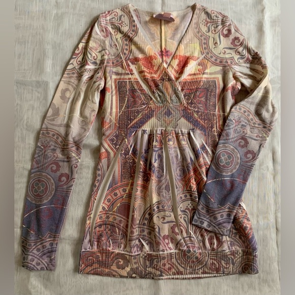 Romeo Juliet couture light weight knit top - Picture 1 of 8